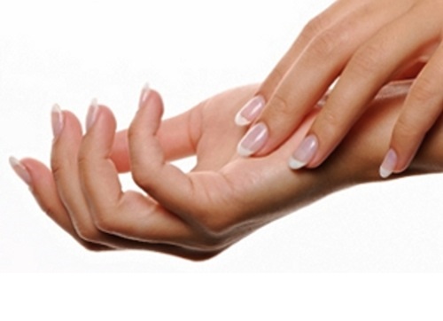 http://data.over-blog-kiwi.com/0/53/44/98/201305/ob_e0a4a55ea58cc7ae369cdc0379a8a2e8_nails1.jpg