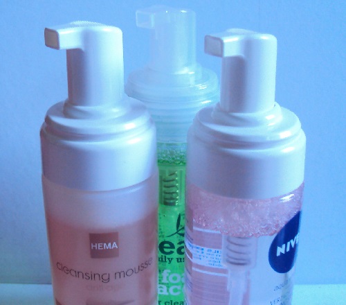 http://data.over-blog-kiwi.com/0/53/44/98/20140212/ob_979146_foam10.JPG
