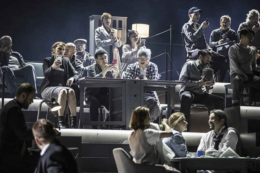 (c) Jean-Louis Fernandez