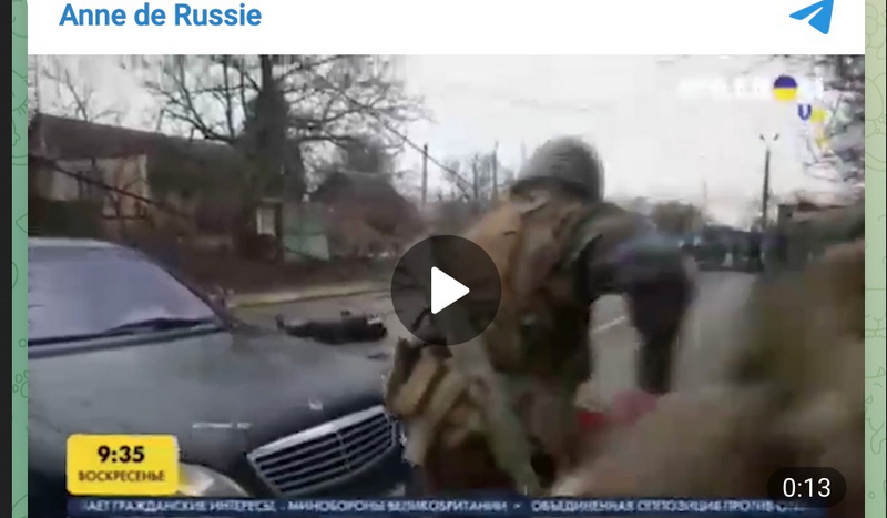 Une vidéo circule sur des soldats ukrainiens mettant en place des cadavres à Butcha. Info ou intox ? 