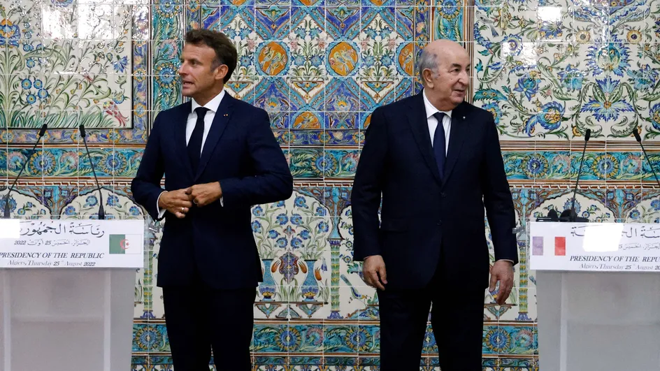 Macron et Tebboune lors d'une conférence de presse, le 25 août 2022 à Alger. Photo DR
