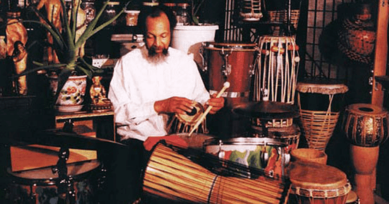 HOMMAGE A MILFORD GRAVES DECEDE LE 12/2/2021
