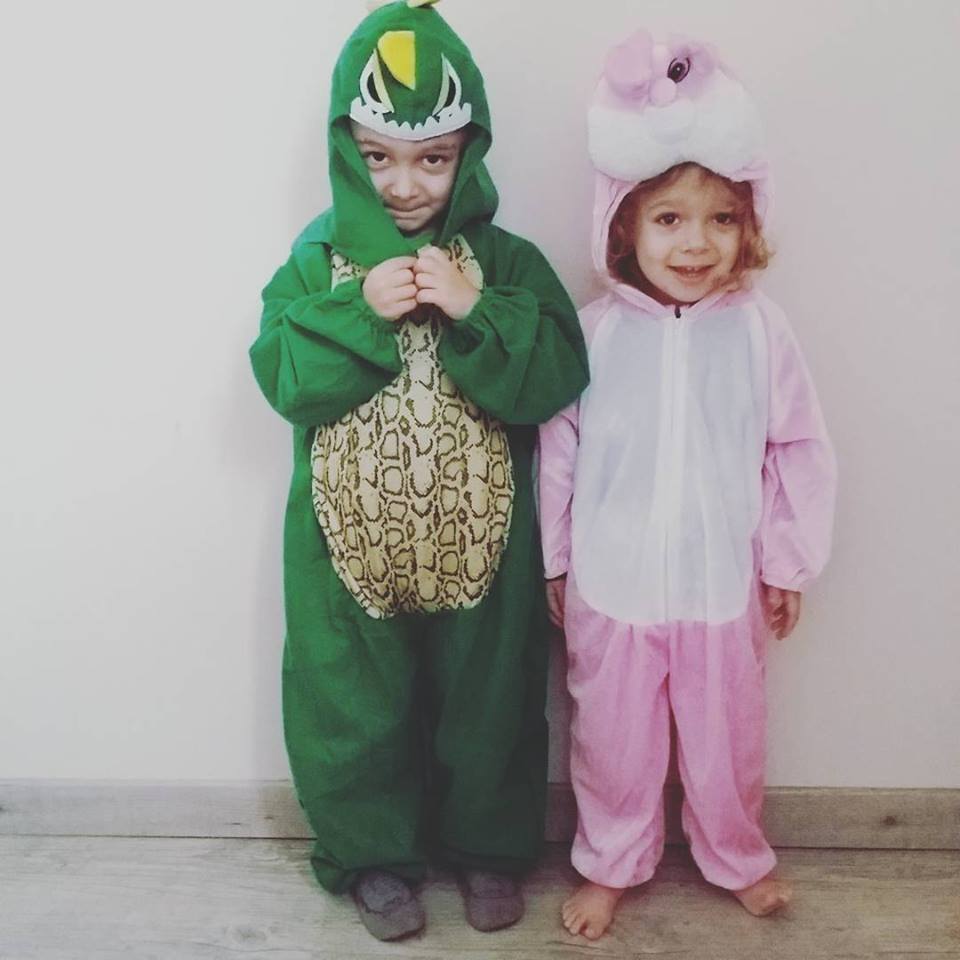 deguisements_enfants_dinosaures_lapins_pas_chers