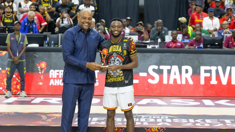 Childe Dundao élu MVP de l'AfroBasket 2025 et dans le cinq majeur du tournoi