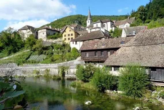 Lods un des plus beaux villages de France