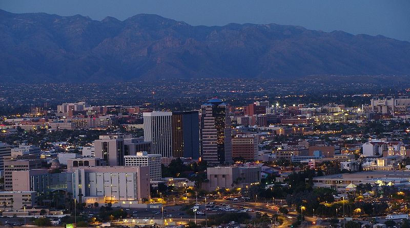 (Downtown Tucson, photo Zereshk, wikipedia)