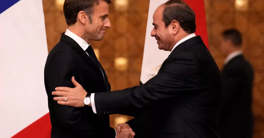 Le président égyptien Abdel Fattah El sissi a reçu son homologue Français Emmanuel Macron - LE CAIRE