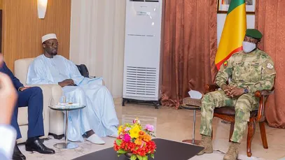 Ousmane Sonko avec le President de la Transition Colonel Assimi Goita
